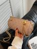 Bolsa Cilíndrica Acolchada de Pedido Extranjero para Mujer 2026 Nueva de Moda Elegante Versátil Bolso Cruzado con Cadena Bolso de Hombro de Moda