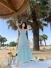 Vestido Longo de Verão com Gola Halter e Alças Finas nas Cores Rosa Choque e Verde Menta, Vestido Dopamina para Férias na Praia, Vestido de Fada Azul