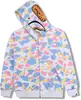 Chaqueta Unisex Versátil con Cremallera Completa, Estampado de Camuflaje Cabeza de Tiburón, Nueva Marca de Tendencia Europea y Americana, Impresión 3D, Transfronteriza, para Parejas, Venta al por Mayor