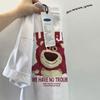 Cool Ice Silk T-shirt Hong Kong Style Ins Morango Urso Pescoço Redondo T-shirt de manga curta Homens e Mulheres Moda All-match Casual Couple Dress
