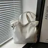 Bolsa Tote de Ombro Casual Versátil Leve e de Grande Capacidade Nova Moda Outono 2026 para Estudantes Universitários que Vão para a Aula