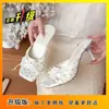2026 Nuevas Sandalias de Tacón Bajo y Delgado Tacones Altos con Lazo Floral Chanclas de Tira Única Estilo Hada Para Faldas