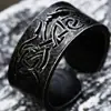 Guerrero de Acero Moda Japonesa y Coreana Anillo Giratorio Simple Venta al por Mayor Letra Vikinga Anillo de Acero de Titanio para Hombres Joyería de Mano