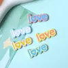 Etiquetas de Letras Inglesas Acrílicas Pegamento Crema Materiales para Fundas de Teléfono DIY Accesorios de Joyería Acrílicos Pasadores Gomitas para el Cabello