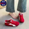 2026 Verano Nuevo Retro Transpirables Rojos Suela Suave Zapatos Forrest Gump Zapatos Deportivos Casuales para Mujer Moda Zapatos de Entrenamiento Alemanes para Mujer