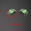 Accesorios de Halloween Arañas Pequeñas que Brillan en la Oscuridad Arañas de Plástico de Simulación Adornos Casa Embrujada Sala de Escape Broma Escenas de Terror