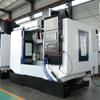 Fresadora CNC VMC1055 Centro de Mecanizado Vertical Fresadora Vertical de Corte Pesado Fabricante de Origen Puede Opcional de Cuatro Ejes
