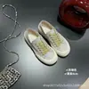 Zapatos de lona con suela gruesa y lentejuelas de malla para mujer, nuevo estilo de verano 2026, transpirables, versátiles, de moda, slip-on, zapatillas casuales de doble uso