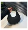 Moda europea y americana de nicho Bolso de Luna moda bandolera de moda bolso de axila para mujer versátil rentable al por mayor