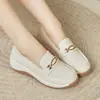 2026 comercio exterior exportación marca italiana diseño original cuero suave nuevos mocasines de mujer con suela gruesa para venta nacional