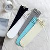 Calcetines de Hielo Fresco con Textura de Ins, Calcetines de Felpa de Color Puro con Etiqueta de Tela, Calcetines Azules Coreanos de Media Pantorrilla para Mujer