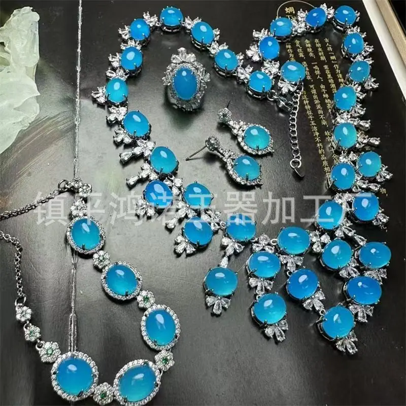 微信图片_20251112074118_2368_256.j