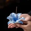 Adorno chino tradicional estilo Zen de pétalo de lirio tallado a mano en cerámica, portaincienso de alta gama para decoración del hogar con base y difusor de aroma