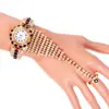 Suministro directo de fábrica nuevo conjunto de anillos de cadena de garra de diamante completo moda Khorasan reloj de pulsera de moda para mujer