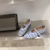Cabeça redonda oca com sapatilhas planas sapatos casuais da moda 2024 verão novo oco respirável