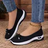 Sapatos Femininos de Verão Malha Flyknit Respirável Tamanho Grande Sapatos de Solado Único Solado Grosso Laço Sapatos Casuais Versáteis Sapatos Leves