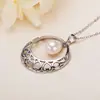 Joyas de Perlas Zhuji al por Mayor Hueco Redondo Estilo Chino Estilo Luna Llena Colgante de Perla de Agua Dulce Forma de Gota de Agua de 8 mm Collar para Mujer
