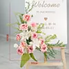 Celebración de Boda Banquete de Compromiso Letrero de Bienvenida Tablero KT Decoración Floral Artificial Arreglo de Flores Artificiales Ceremonia de Entrega Ambiente
