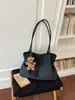 Bolsa de Tecido Xadrez de Grande Capacidade para Comércio Exterior Nova Moda Feminina Estilo Coreano Lã Bolsa de Mão para o Trabalho Elegante Bolsa de Ombro Único