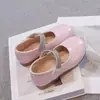 Tênis para Meninas 2025 Primavera e Outono Novos Sapatos Infantis Casuais com Solado Macio Tênis de Treino Alemães Respiráveis Leves para Meninas