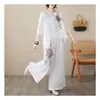 Conjunto retro bordado de algodão e linho para mulheres, camisa fashion pulôver de verão, calça leve de perna larga, efeito emagrecedor, conjunto de duas peças para mães