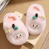 Pantuflas de algodón para niños, nueva colección otoño/invierno 2026 para niñas, pantuflas cálidas de interior con temática de dibujos animados para niñas y niños mayores