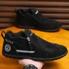 Zapatillas Casuales para Hombre con Forro Polar Populares Transfronterizas, Mocasines de Invierno sin Cordones, Mismo Estilo Zapatos Perezosos de Cuero al por Mayor
