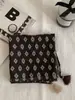 2026 Colgante de Borla para Año Nuevo Bufanda Cuadrada Ropa Artística Retro Combinación Bufanda Delgada de Seda Protección para el Cuello Bufanda Estilo Celebridad Nueva
