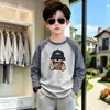 Camiseta de Manga Longa Color Block Algodão Puro Estilo de Rua para Meninos Início da Primavera Estilo Coreano Meninos Tamanhos Médio e Grande Infantis Casual Versátil Manga Raglan Camiseta Básica
