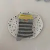 Meias de cano médio para mulheres com bordado de urso estilo coreano, meias de algodão listradas com microcompressão em blocos de cores retrô para outono e inverno, meias fofas japonesas largas