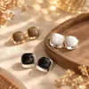Llegada Nueva 2026 Serie de Colores Maillard Aretes Cuadrados de Perlas Geométricos Diseño Único Colgantes de Aretes Aretes de Lujo Ligero de Gama Alta