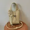 Bolso bandolera de piel suave con patrón de lichi, bolso de mano para mujer, sensación de alta gama, adecuado para el trabajo y los desplazamientos, bolso bandolera pequeño versátil para el teléfono