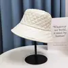 Chapéu de Primavera e Outono Aba Larga Mais Fácil de Combinar Impermeável Algodão PU Chapéu de Pescador Cabeça Grande Feminina Cor Sólida Versão Coreana Quente e Fashion