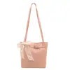 Bolso Estilo Nuevo para Mujer, Estilo Elegante, Hebilla de Cinturón, Bolso Cubo de Hombro Único, Bolso Tote, Gran Capacidad, Bolso de Mano de Moda para Viajar