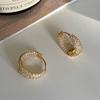 Pendientes de metal con diamantes brillantes para mujer, de lujo ligero, de alta gama, exquisitos, sencillos, a la moda, con temperamento, que combinan con todo