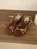 Vestido Estilo Hada Sandalias de Punta Cuadrada y Punta Abierta para Mujer Verano 2025 Nuevo Estilo Francés Hermosos Tacones Bajos Zapatos Delicados de Noche