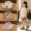 Zapatos para bebé para niños y niñas 2026 primavera y otoño nuevo modelo zapatos para gatear zapatos de bebé florales zapatillas de suela blanda zapatos de lona para niños