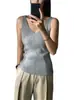 Camisola de punto con cuello en V para mujer de primavera y otoño, diseño escotado, acento en la clavícula, adecuada para usar en capas, elástica, sin mangas, top básico