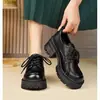 Mocasines de suela gruesa para mujer, nuevo modelo verano 2026, que aumentan la altura, versátiles y cómodos, zapatos de cuero negro, zapatos de vestir estilo británico