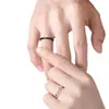 Anel Móbio em Prata de Lei S925 anel de casal em prata de lei anel de casal preto e branco par masculino e feminino anel simples chique japonês e coreano Pequeno