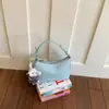 Bolso de Mano con Patrón de Lichi de Nicho Estilo Francés para Mujer, Nuevo Modelo Verano 2026, Sencillo y Elegante con un Toque de Lujo, Bolso de Hombro Cruzado