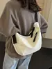 Bolso Cruzado de Hombro Único de Gran Capacidad a la Moda para Viajes Diarios de Mujeres 2026 Nuevo Bolso Tote Versátil Casual Versión Coreana Bolso de Axila