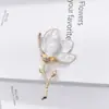 Broche Exquisito e Luxuoso, Corsage de Pérola de Alta Moda, Acessório para Roupa, Alfinete de Design de Nicho, Acessório Elegante