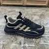 Zapatos de Hombre Otoño e Invierno Nuevo Estilo 2025 Versátiles Transpirables Zapatos Deportivos Zapatos Casuales para Hombre Suela Suave Moda Casual Running