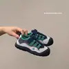 Tênis Casuais Respiráveis de Malha para Crianças 2026 Novidades Primavera/Verão Tênis de Caminhada ao Ar Livre para Meninos Tênis de Corrida Esportiva para Meninas Tendência