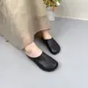 Primavera de 2024 novidades em estoque sapatos de couro bovino de primeira camada viscose cor sólida bico fechado chinelos casuais diários femininos