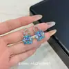 Aretes de Tachuela Azules Ultra-Hada Estilo Francés para Bebé con Diamantes Brillantes, Temperamento de Gama Alta de Nicho, Moda Única, Exquisitos Pendientes Versátiles de Lujo Ligero
