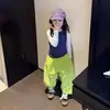 Conjunto de Ropa de Primavera para Niñas 2026 Nuevo Estilo Popular Este Año Más Vendido Súper Bonito Chaleco Azul Pantalones Casuales Verdes para Niños