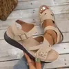 Zapatos romanos de mujer de gran tamaño en stock transfronterizos, sandalias florales de gran tamaño de comercio exterior, pantuflas casuales de suela gruesa con punta abierta