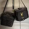 2025 Nueva Bolsa de Cosméticos Universal Versátil de Gama Alta para Mujer Moda Cuadrada Bolso de Cosméticos Cruzado Versátil Tendencia Nacional